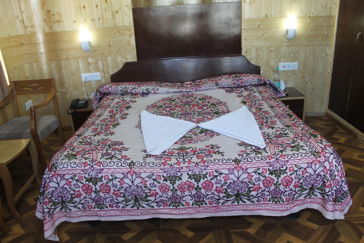 Fluorescence Hotel And Restaurant Γκουλμάργκ Εξωτερικό φωτογραφία