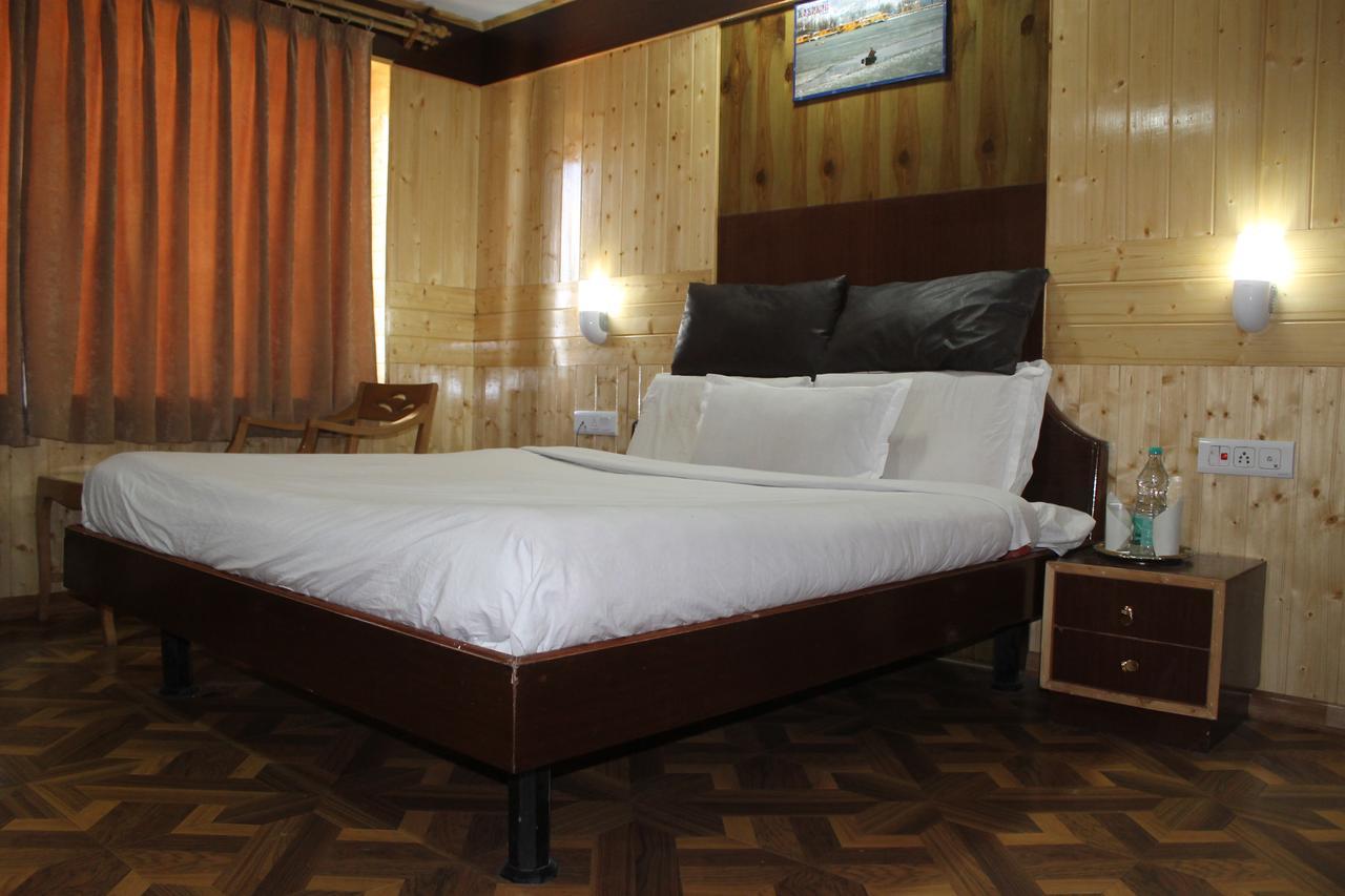 Fluorescence Hotel And Restaurant Γκουλμάργκ Εξωτερικό φωτογραφία